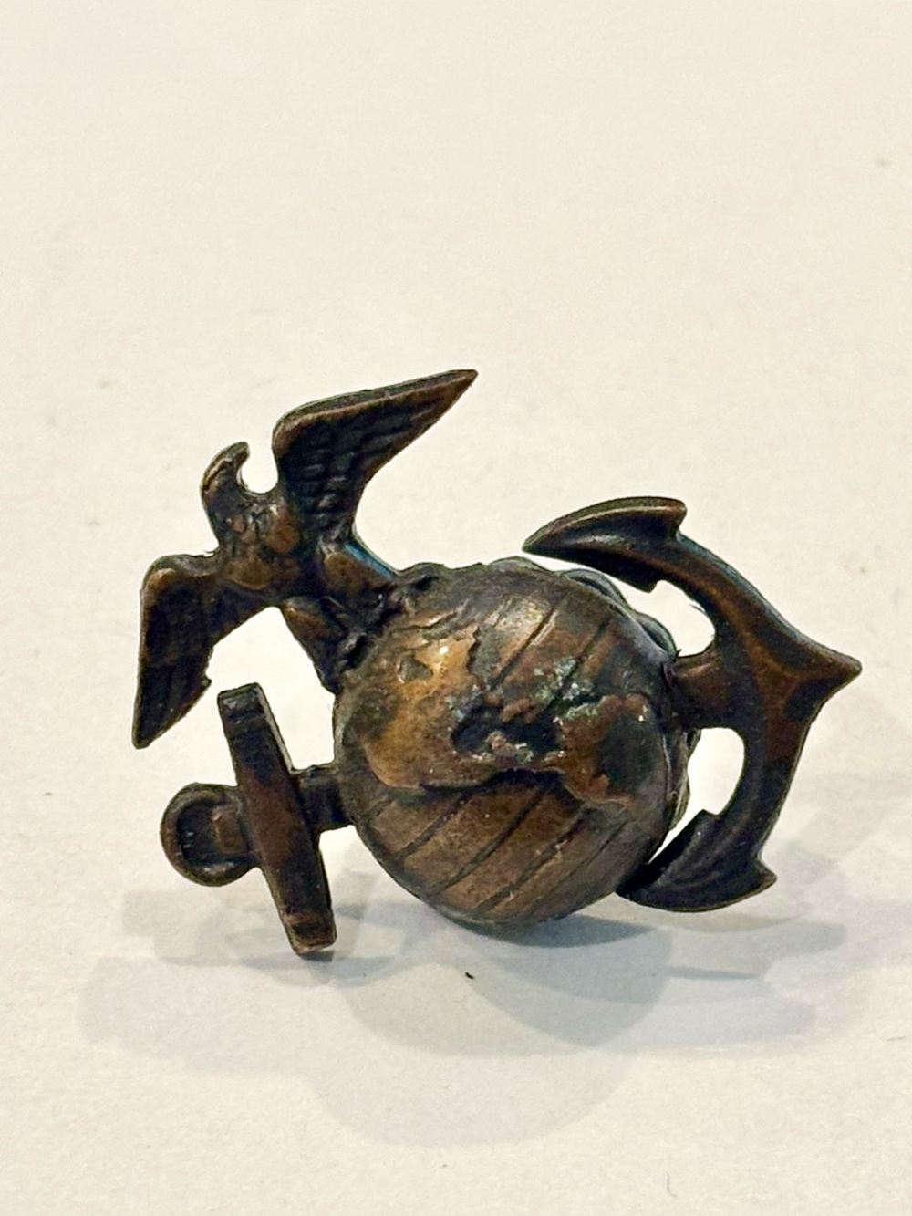 Vintage USMC Marine screwback pin (EGA eagle globe anchor)